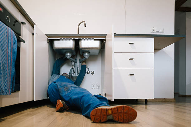 Professional Drain Cleaning technician working in White House, TN